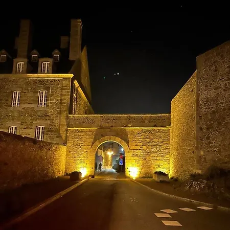 Haute : Ravissant Appartement Granville